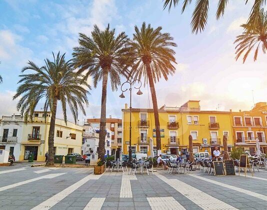Reasons Why Should you Invest in Property in Denia Invest in Property in Denia